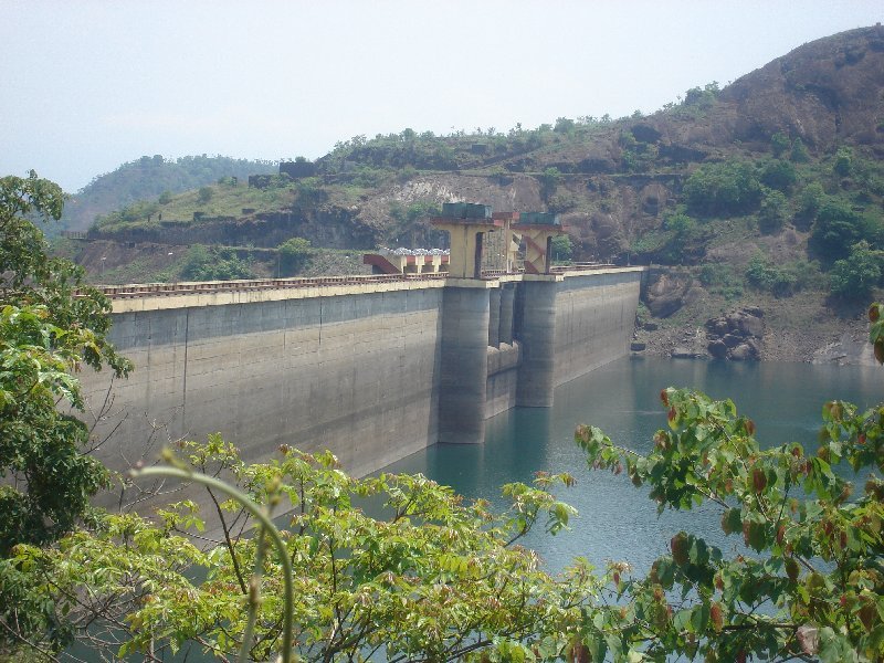 Cheruthoni dam Near the Idukki arch dam Idukki
