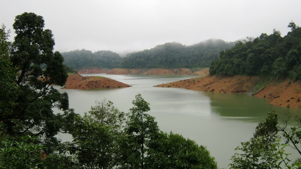 Kakki Reservoir 50 kilometers from Chittar town Pathanamthitta