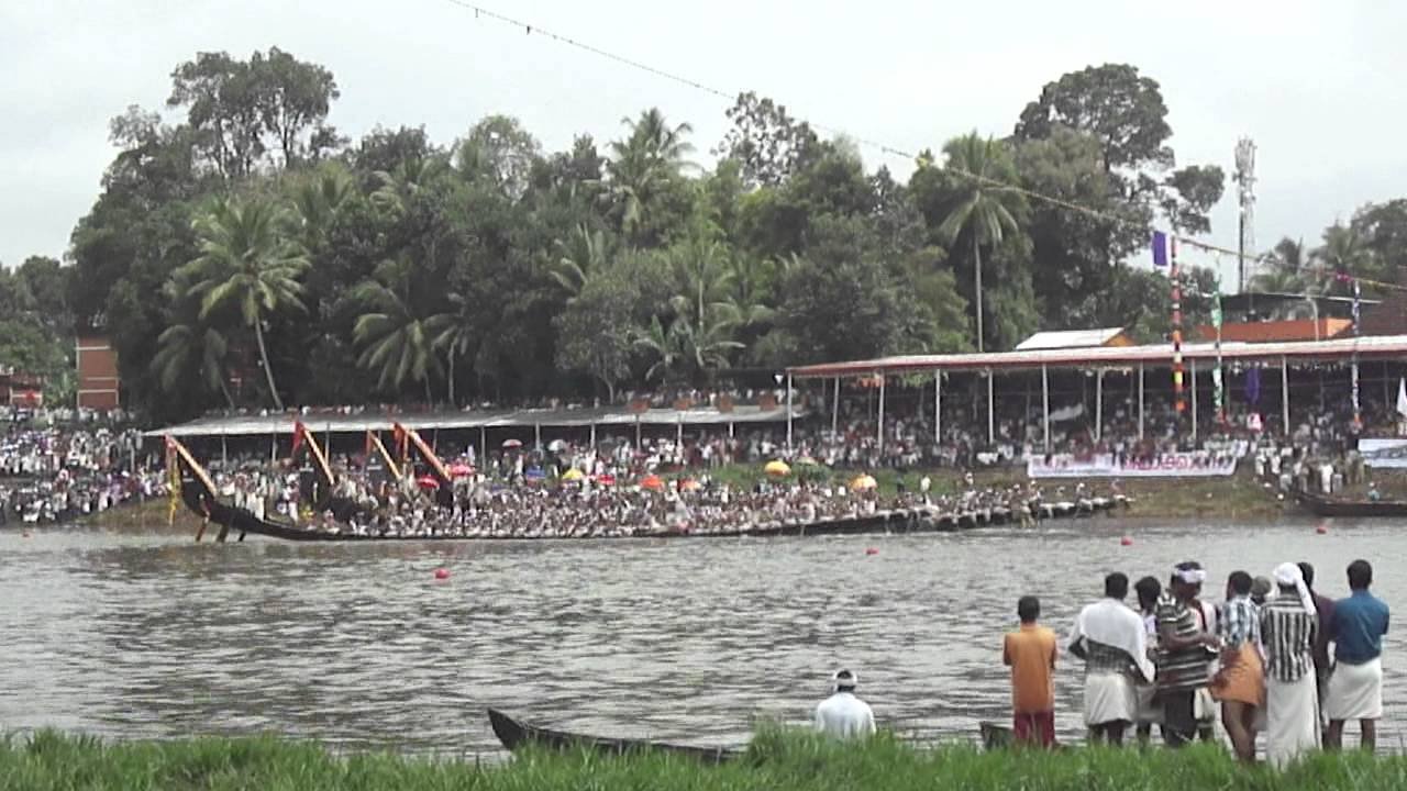 ARANMULA UTHRITTATHI VALLAM KALI