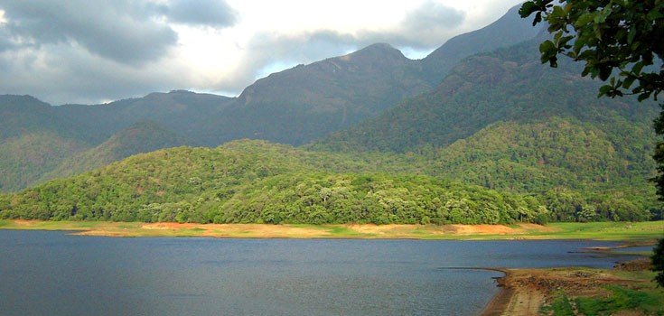 Pothundi Dam Neliampathy hills Palakkad