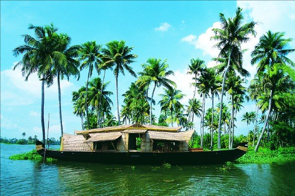 Valiyaparamba Backwaters Valiyaparamba, about 30 km from Bekal Kasaragod